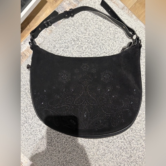 Desigual Siberia black half-moon shoulder bag. - Picture 6 of 12